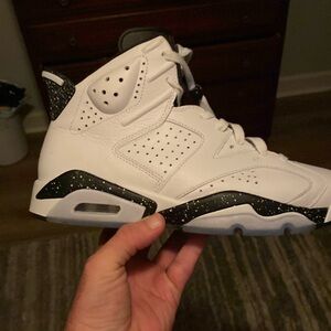 Used Jordan 6 Oreo